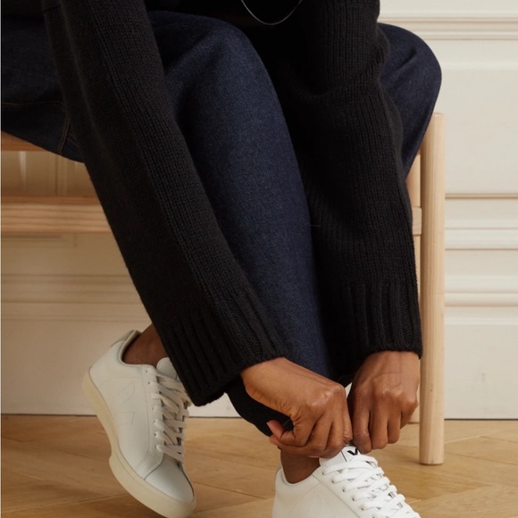 Veja Esplar Suede white sneakers,size IT40,EUC - Picture 2 of 3